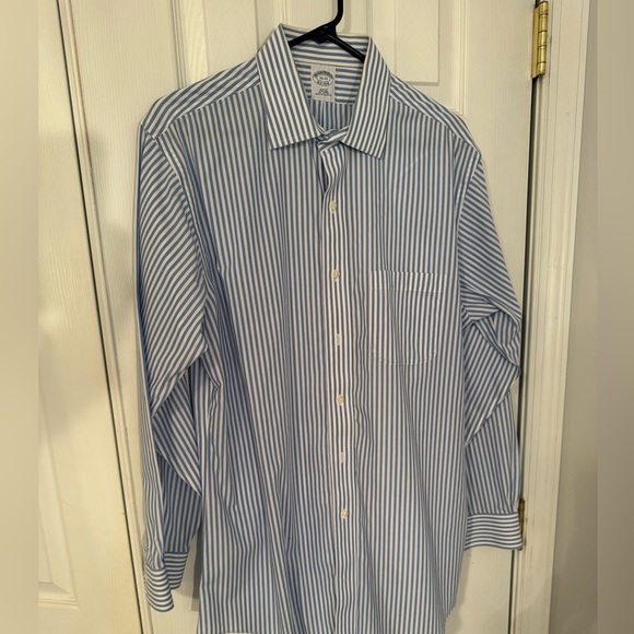 Brooks Brothers slim fit non iron blue white stripe button down. 16 x 33 - Picture 3 of 6